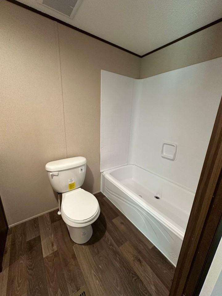 615 Adalynn Pvt Ln - Photo 3 of 12