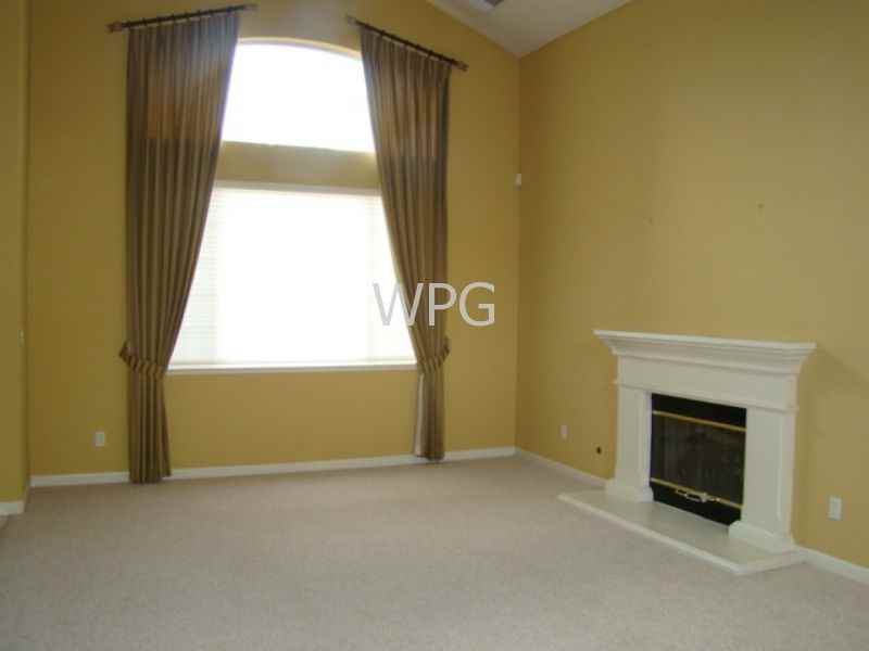 3350 Falls Creek Dr - Photo 3 of 12