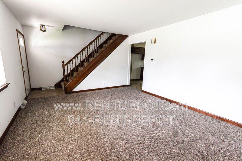 306 Bob Court Dr - Photo 3 of 10