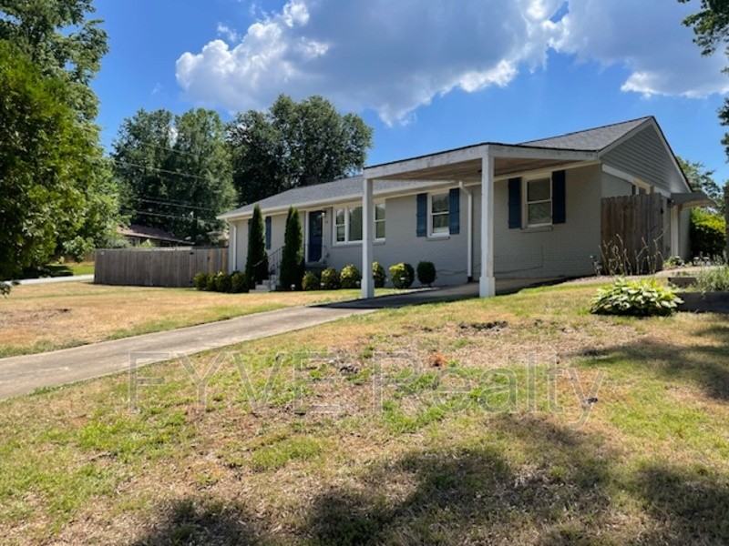 796 Timberland St Se - Photo 2 of 31