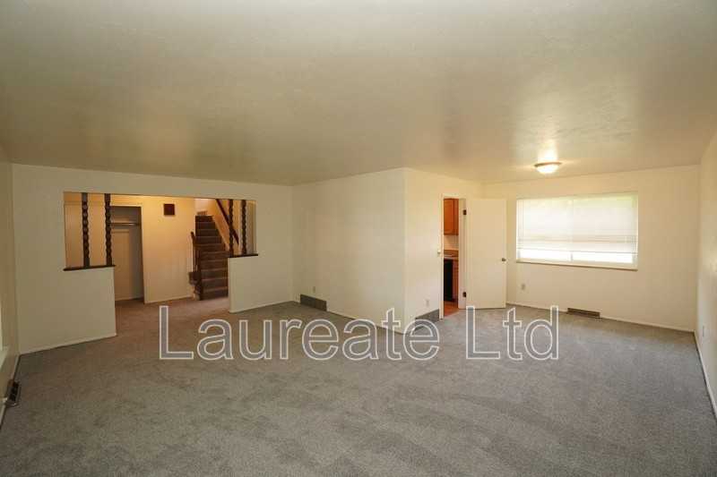 1472 W Geddes Ave - Photo 4 of 25