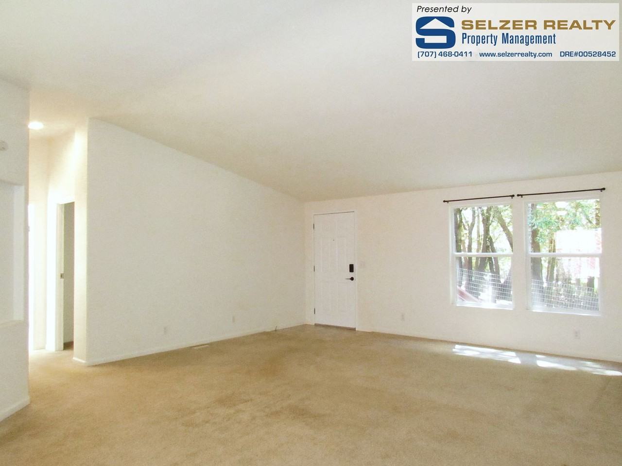3742 Primrose Dr - Photo 2 of 11