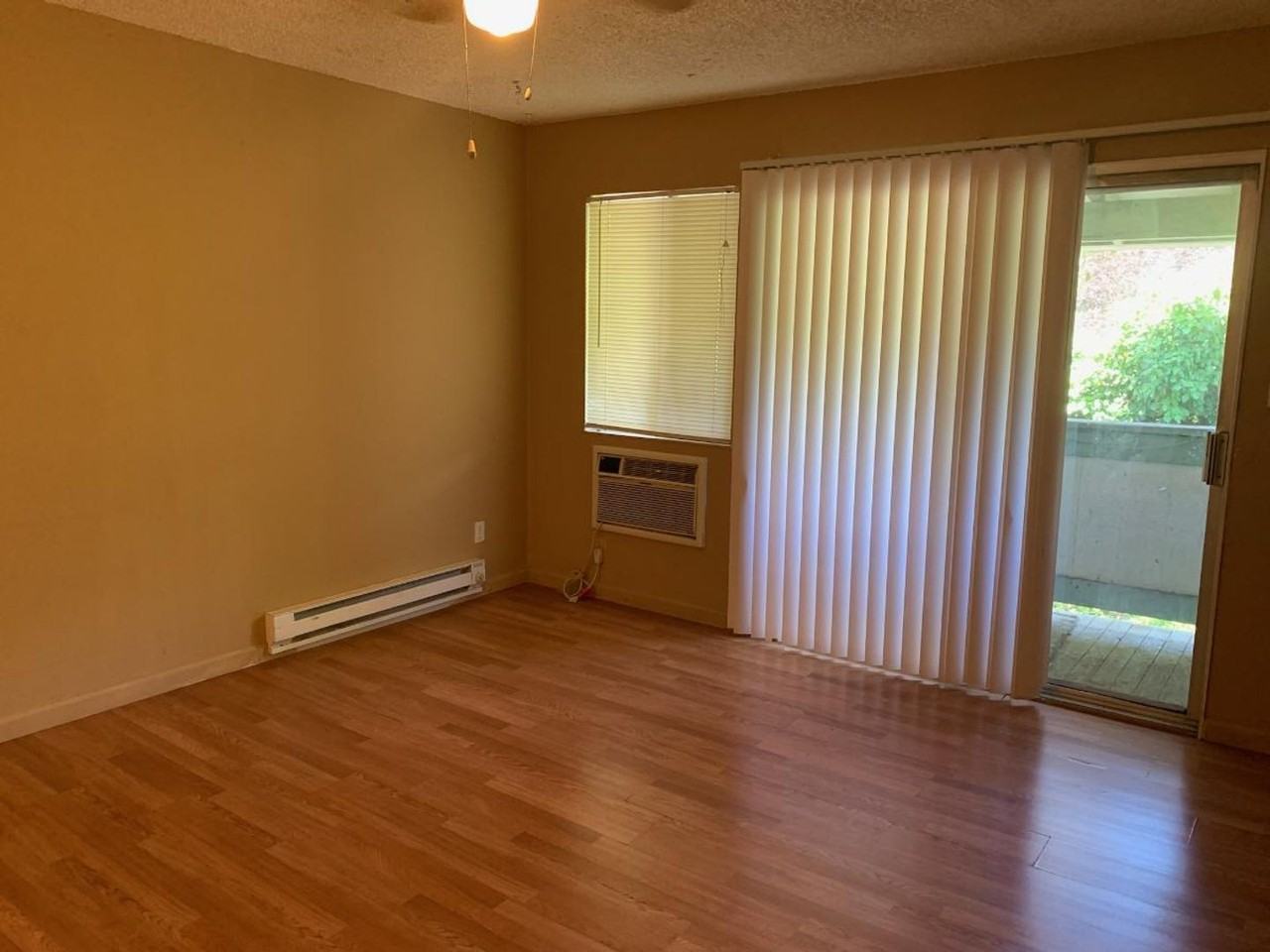 1625 Park Ln #23 - Photo 2 of 11