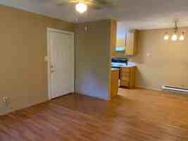 featured image of 1625 Park Ln #23