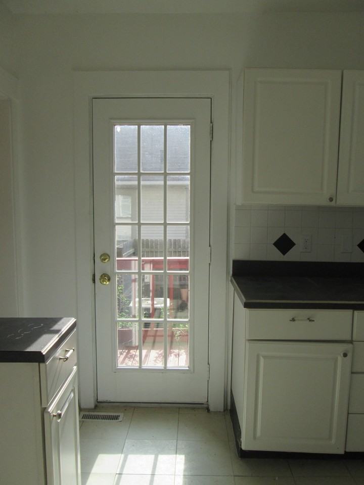 410 E Kline St - Photo 2 of 18