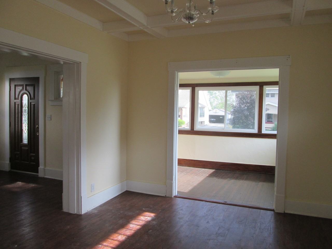 410 E Kline St - Photo 7 of 18