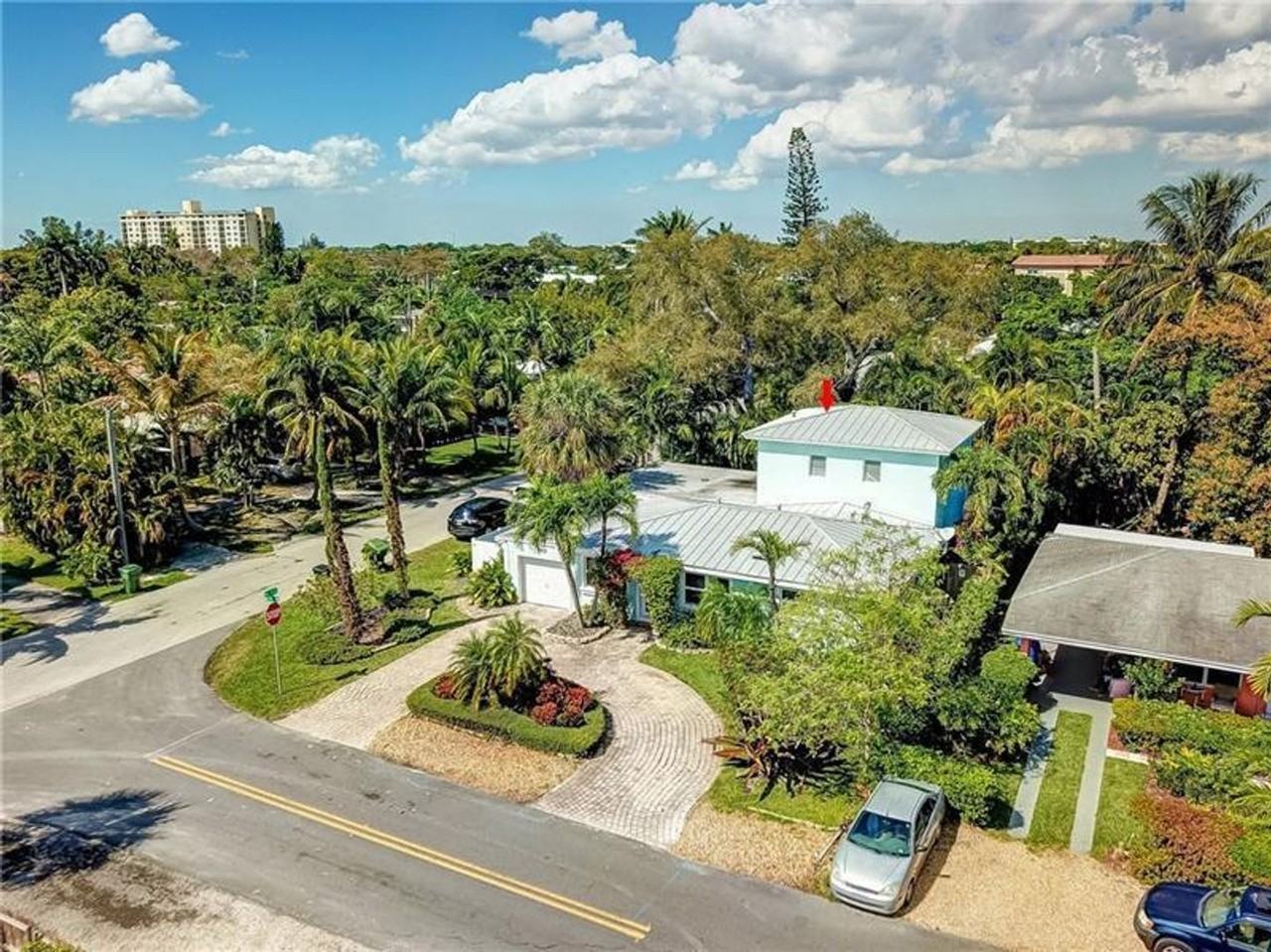 801 Ne 17th St - Photo 2 of 50