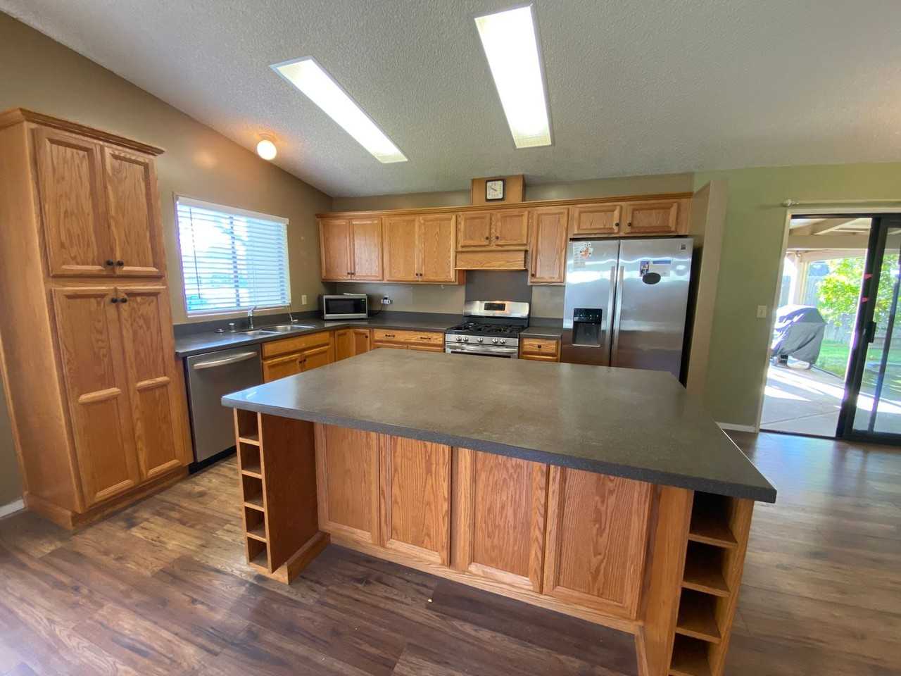 3381 Turtle Creek Dr - Photo 3 of 10