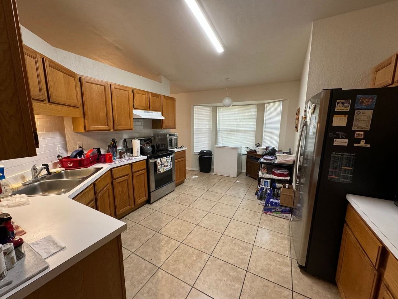 5022 Nw 24th Ter - Photo 3 of 10