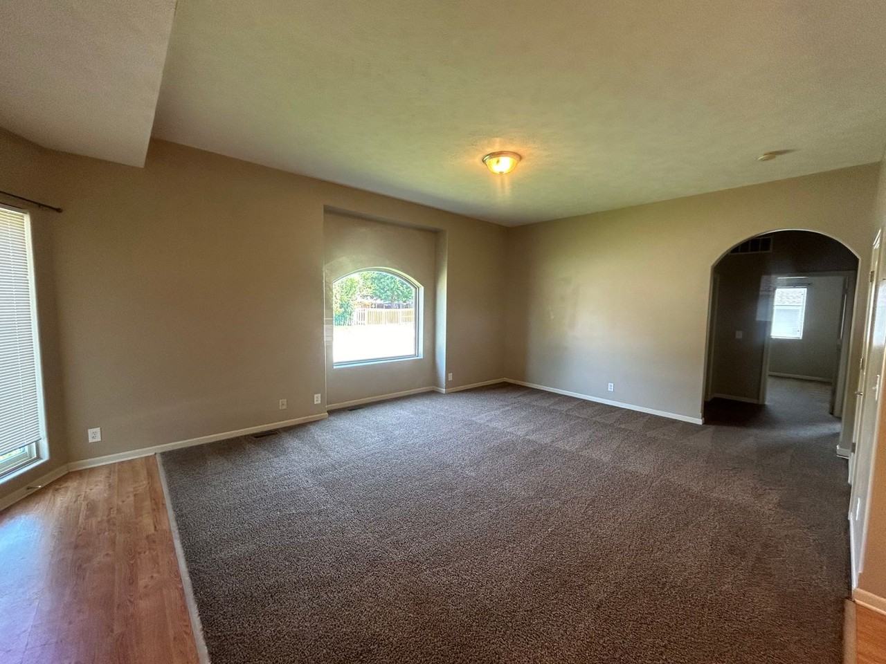 6920 6920 N 15th Street - 6920 N 15th Street #B - Photo 5 of 17
