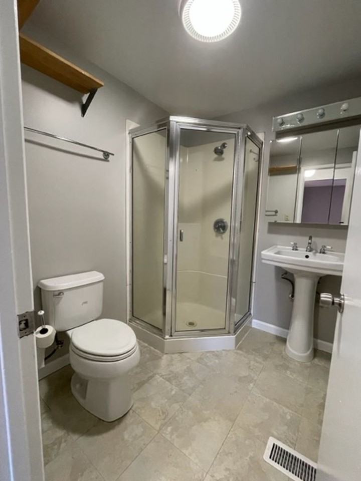 949 North 77th Street - Photo 5 of 13