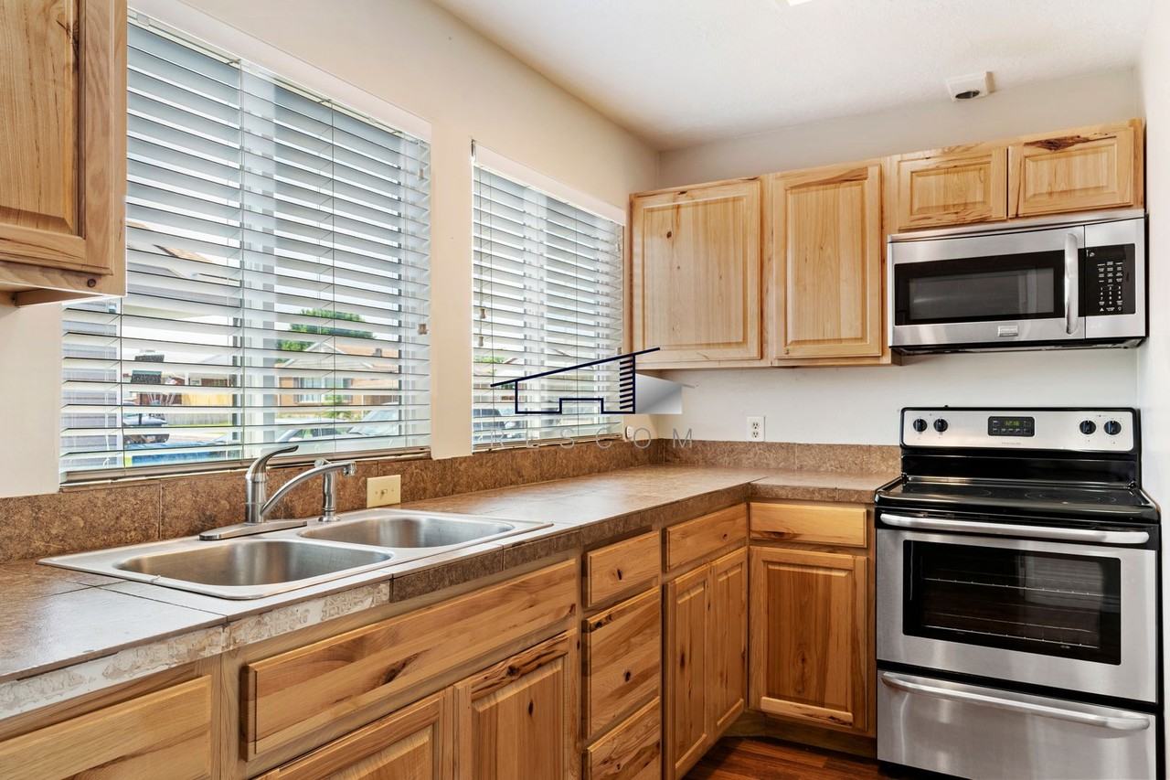 167 Navy Way - Photo 7 of 25