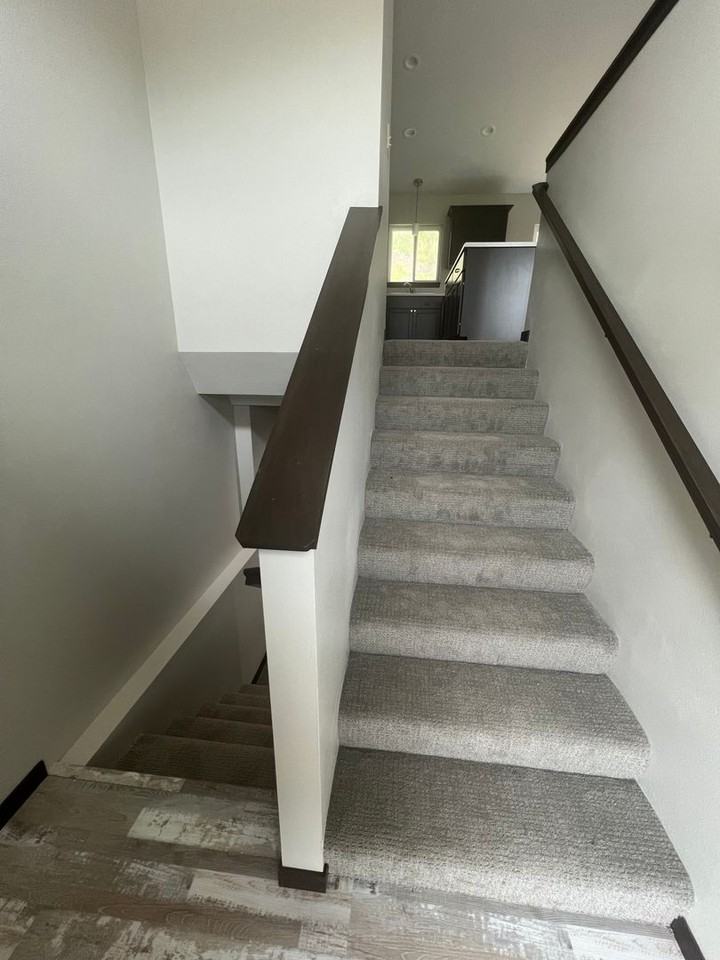 1825 E Tracy Ln - Photo 2 of 14
