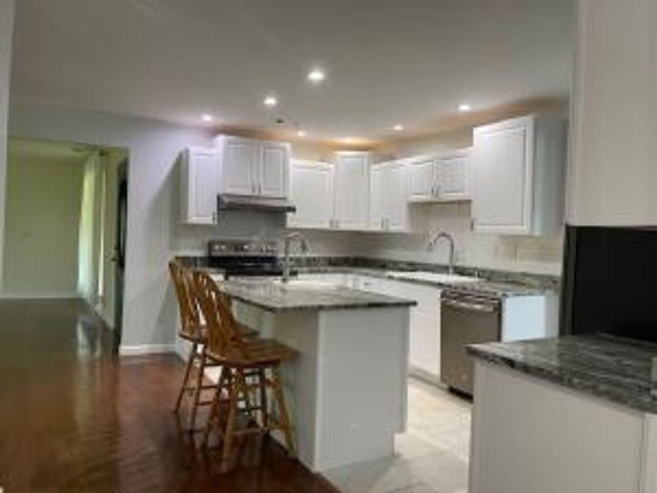 2075 Bentz Rd - Photo 2 of 24