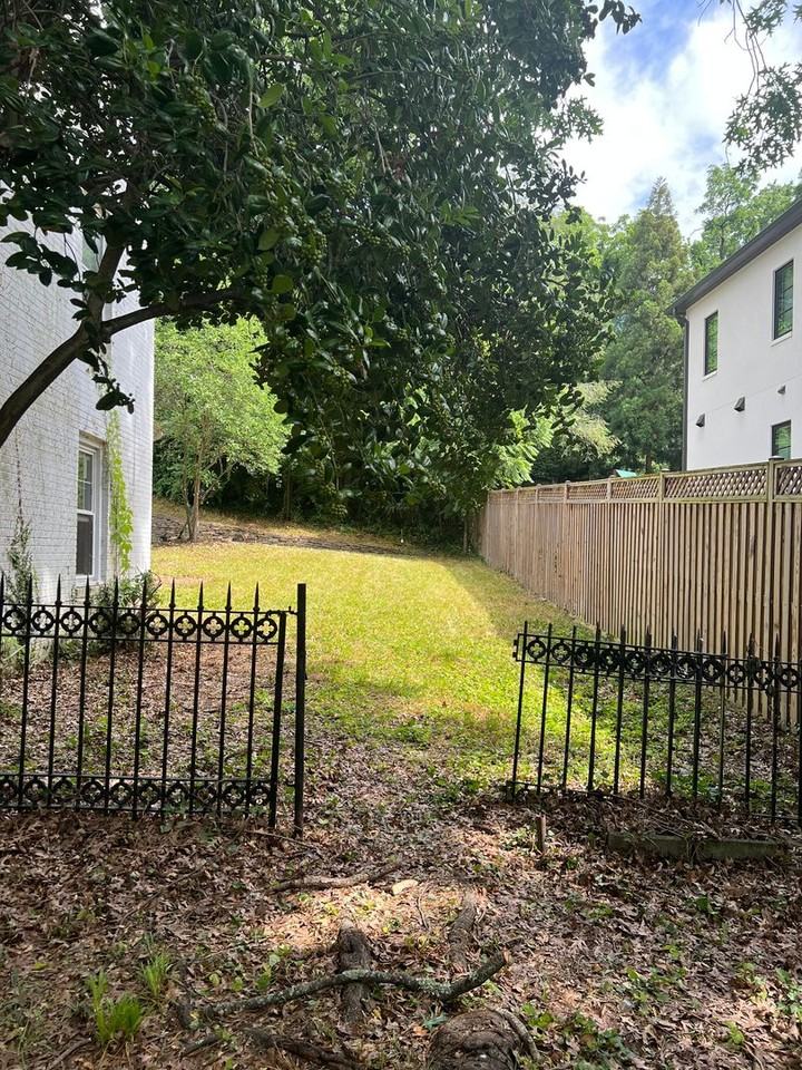 4905 Klingle St Nw ##Nw - Photo 2 of 27