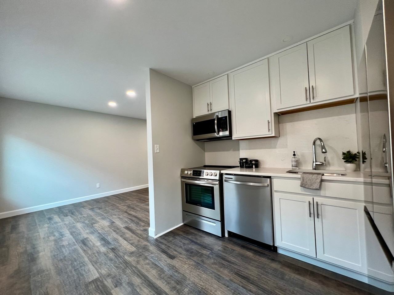 4117 Germania Avenue #1C - Photo 2 of 9