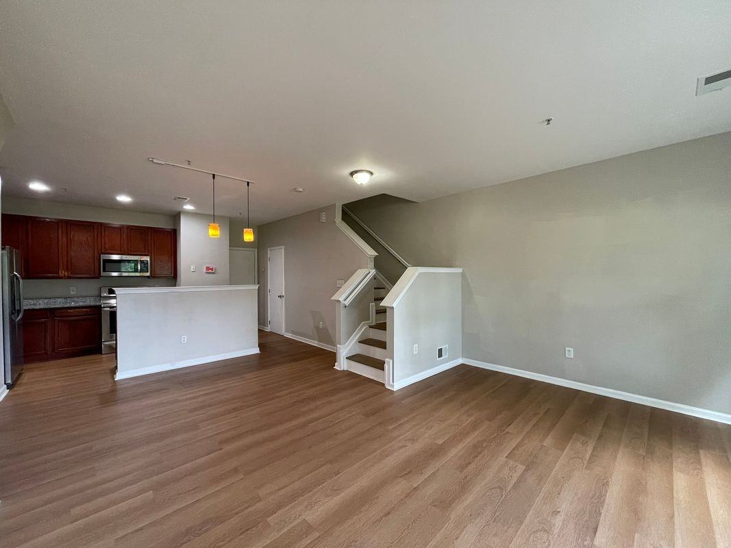 42301 Onyx Ter - Photo 2 of 19