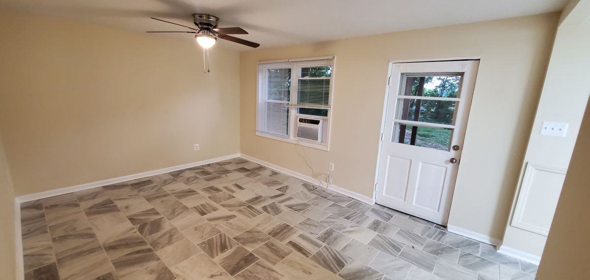 115 S Shenandoah Ave ##C - Photo 2 of 12