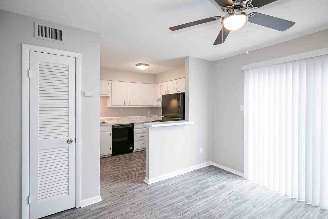 Arbor Pointe at Hillcrest - Photo 2 of 50