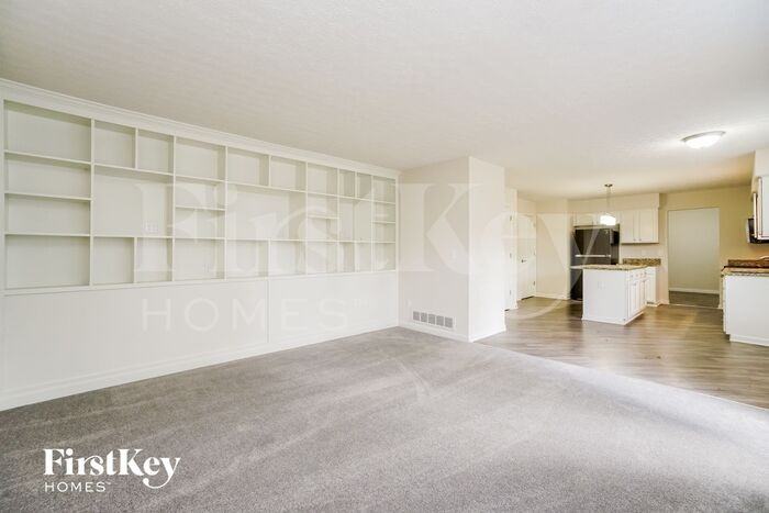 5823 Birch Bark Ct - Photo 2 of 15