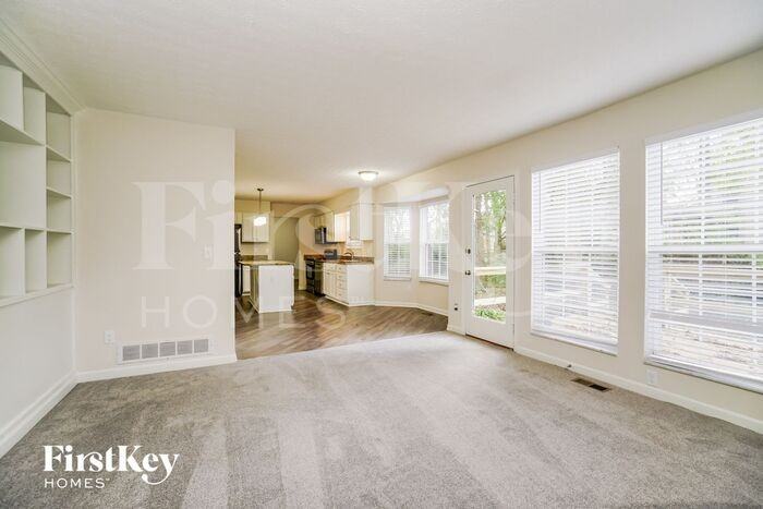 5823 Birch Bark Ct - Photo 3 of 15