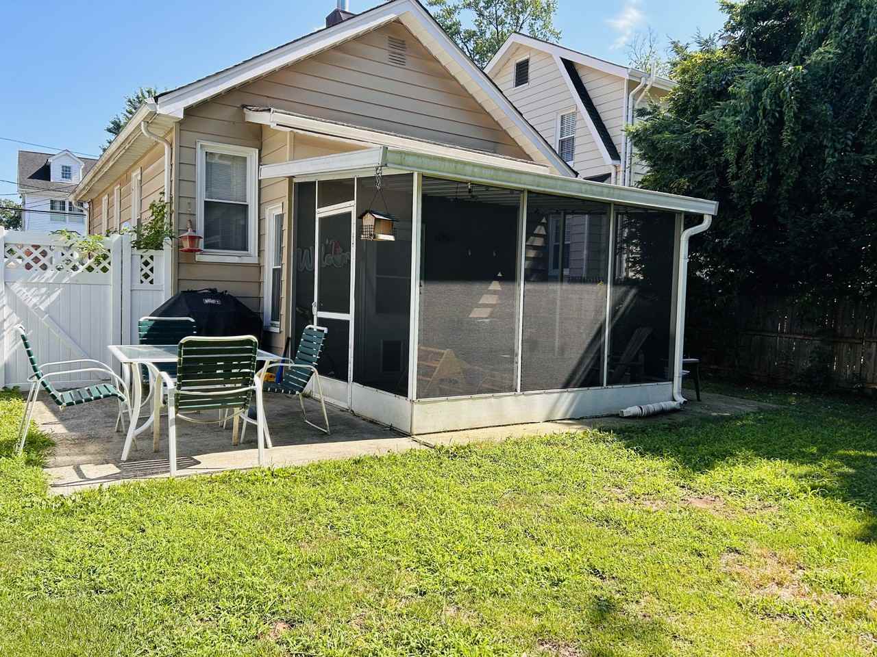 209 Midland Ave #NA - Photo 3 of 12