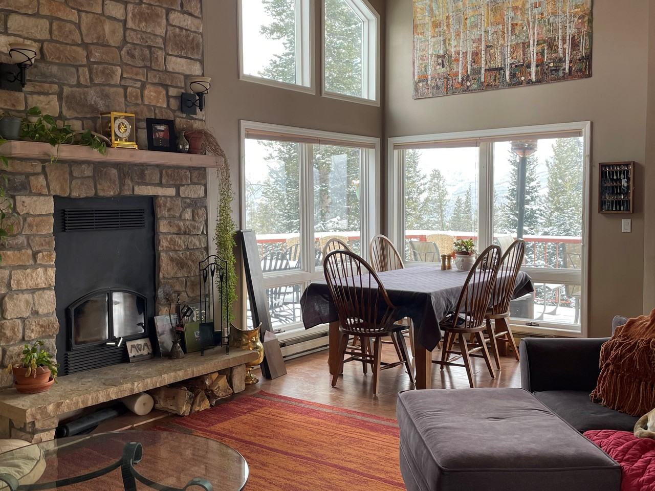 1256 Forest Hills Dr #NA - Photo 3 of 33