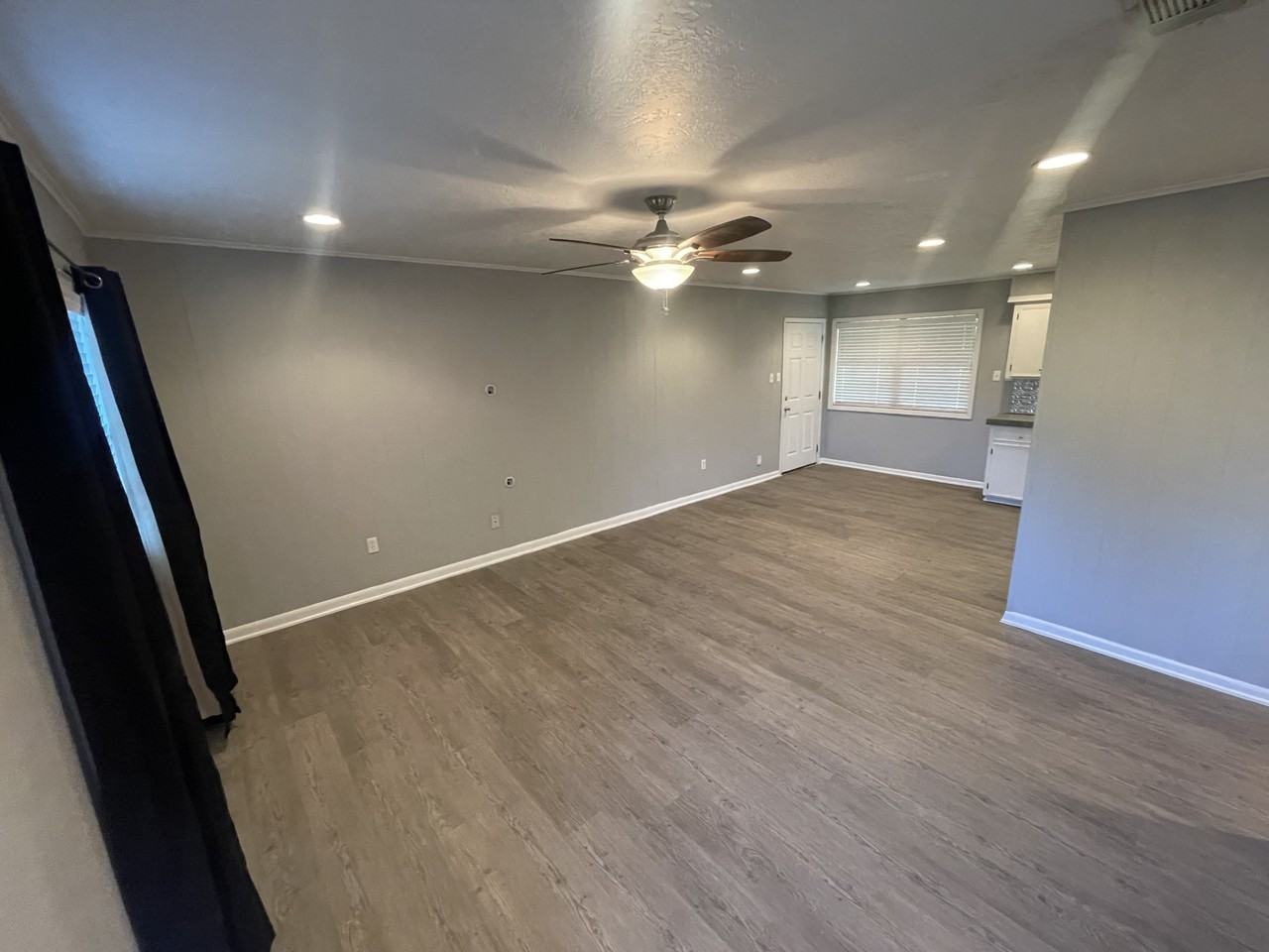 1921 Augusta St #NA - Photo 2 of 5