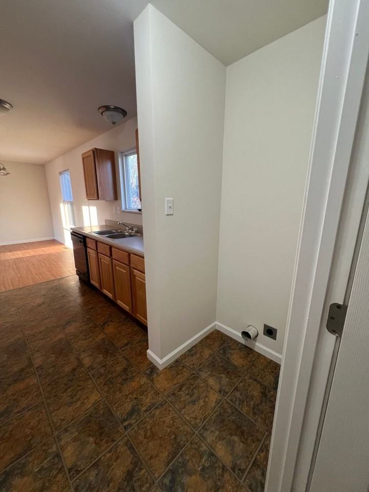 133 Horseshoe Valley Dr - Photo 3 of 19