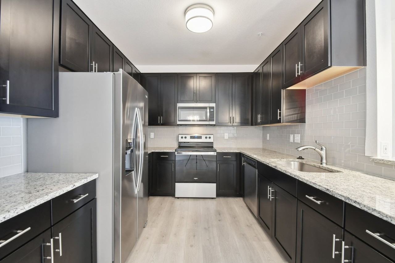 15700 E Jamison Dr #5-208 - Photo 4 of 26