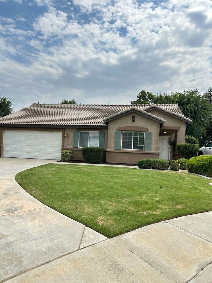 10711 Pinebrook Falls Dr - Photo 2 of 23