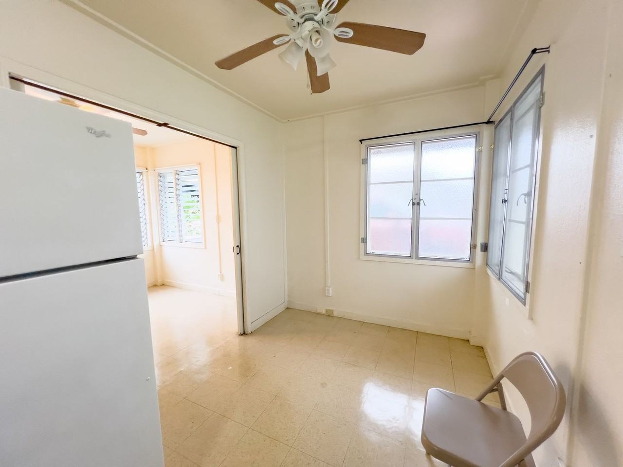 1029 - Photo 3 of 11