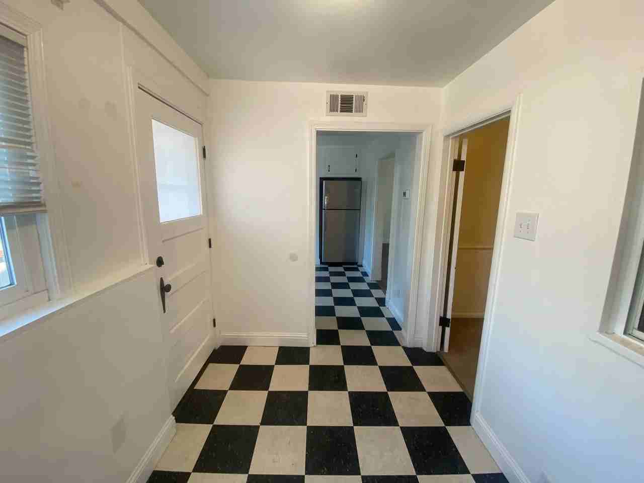 Historic Charmer Downtown - Photo 7 of 30