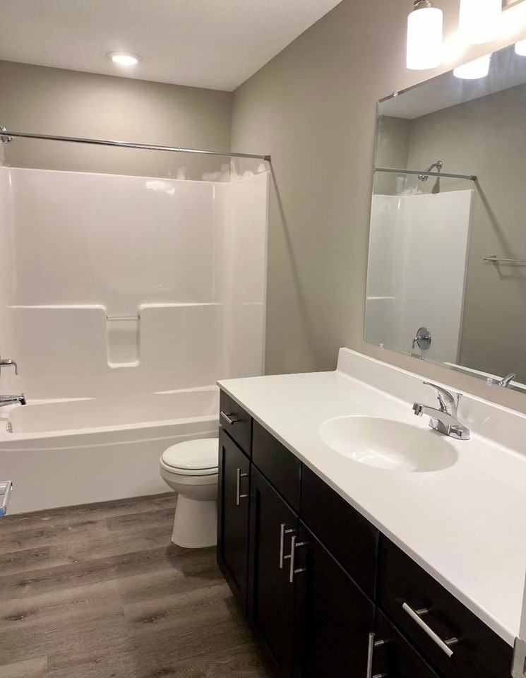 Watkins Apartments - Photo 5 of 18