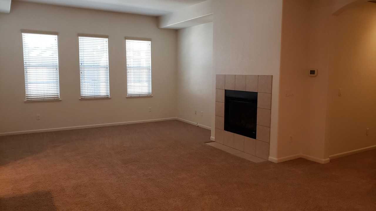 1840 Wind Ranch Rd #C - Photo 5 of 24