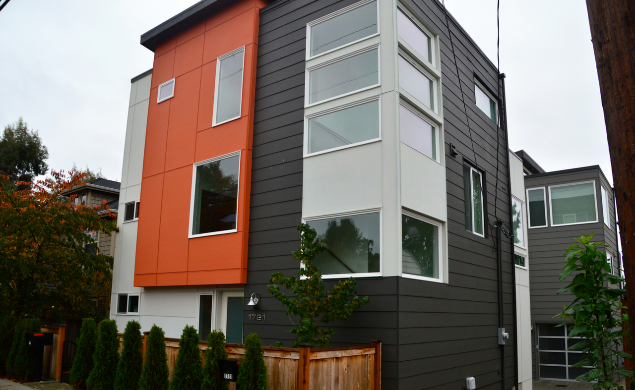 1721 Nw 65th St - Photo 2 of 18