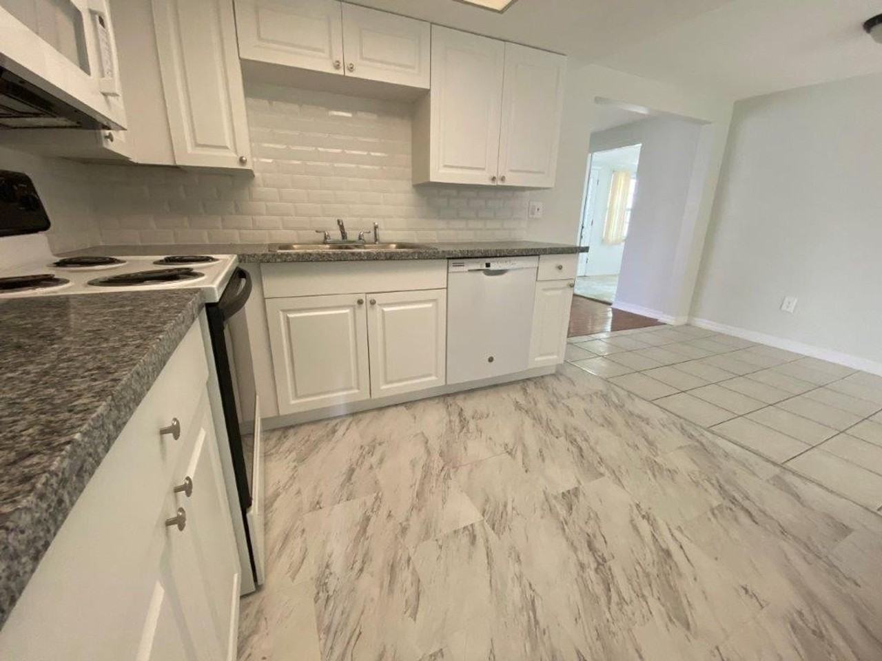 12903 College Hill Dr - Photo 5 of 15
