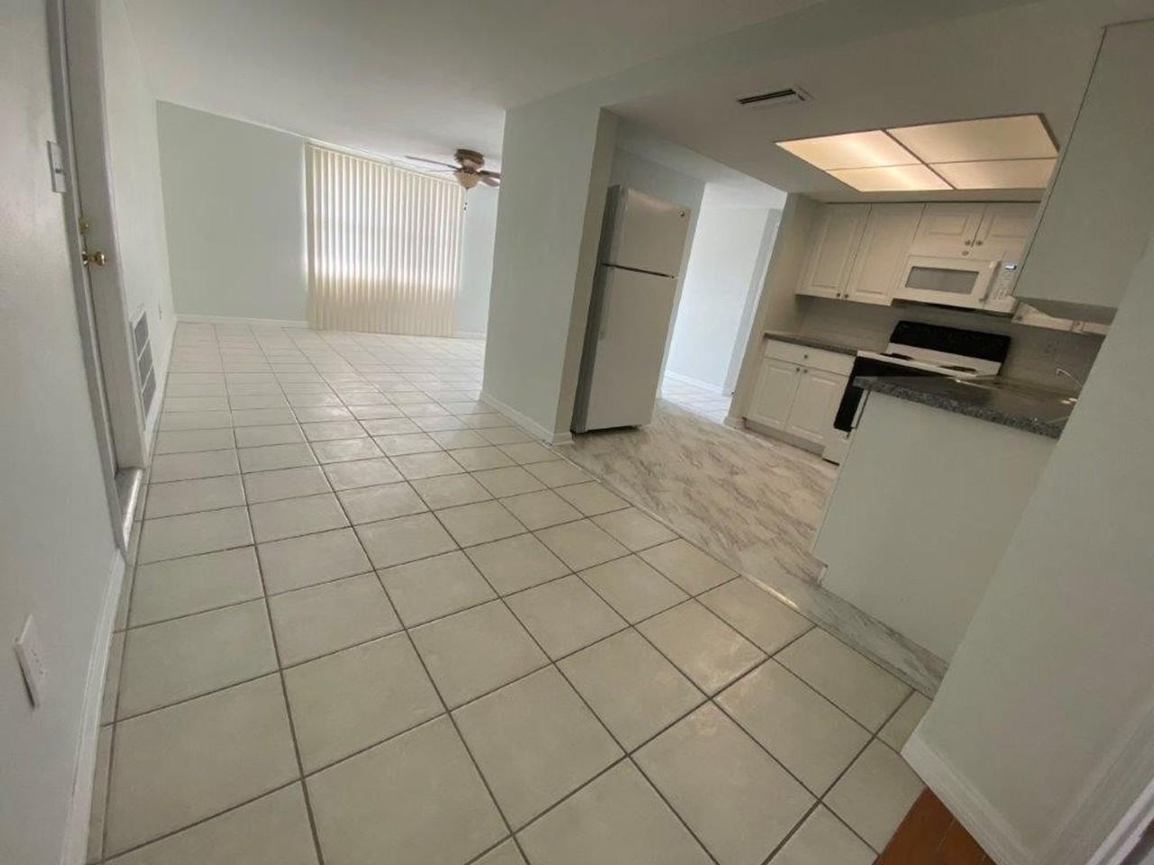 12903 College Hill Dr - Photo 4 of 15