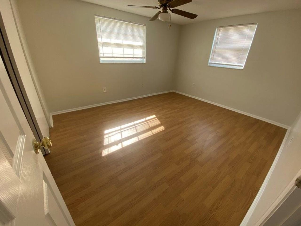 12903 College Hill Dr - Photo 7 of 15