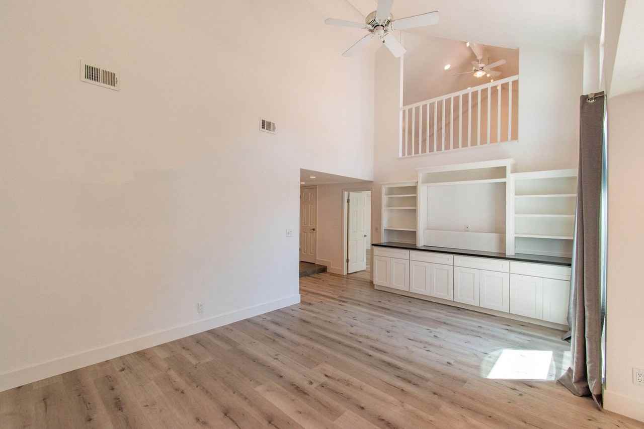 5621 Bluegrass Ln - Photo 3 of 22