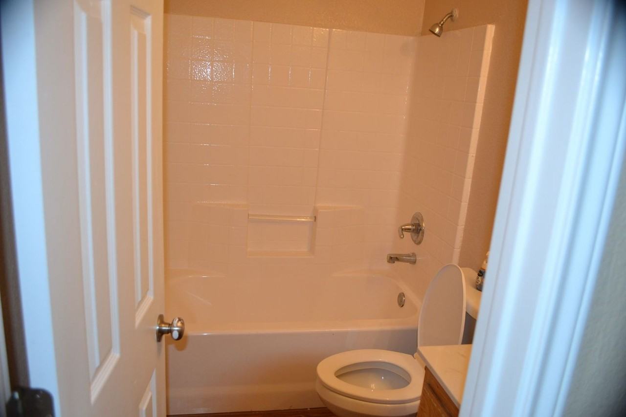 1121 Marlee Cir - Photo 7 of 17