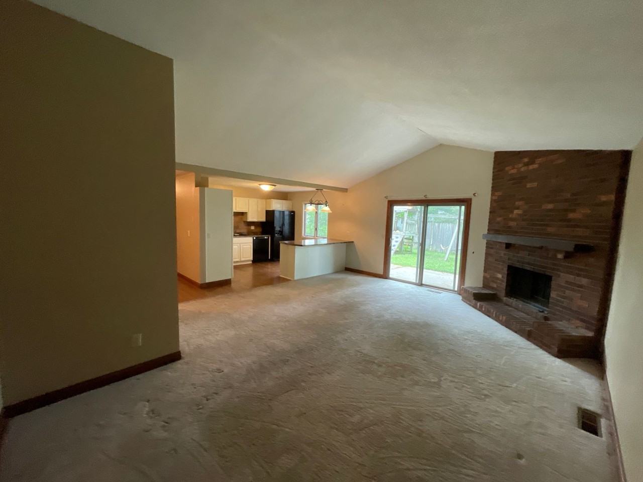 6236 Justin Ct - Photo 5 of 20