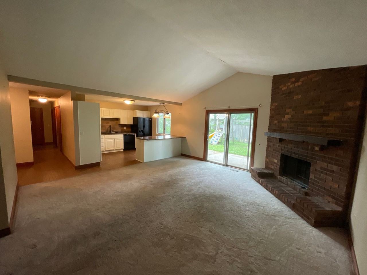 6236 Justin Ct - Photo 6 of 20
