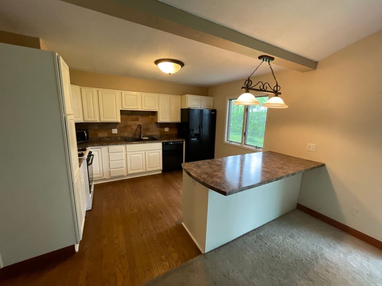 6236 Justin Ct - Photo 7 of 20