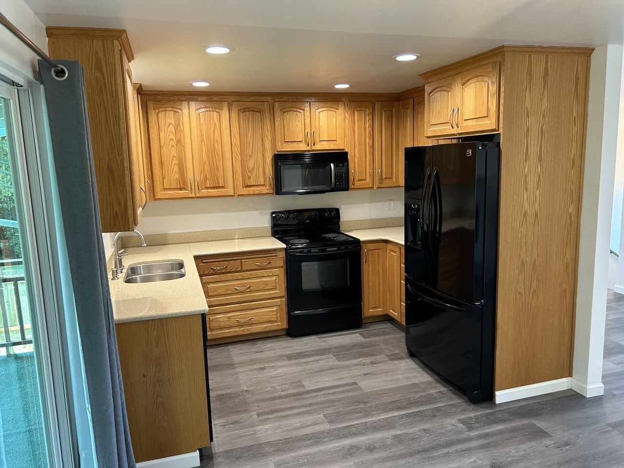 6551 33rd Ave S - Photo 2 of 26