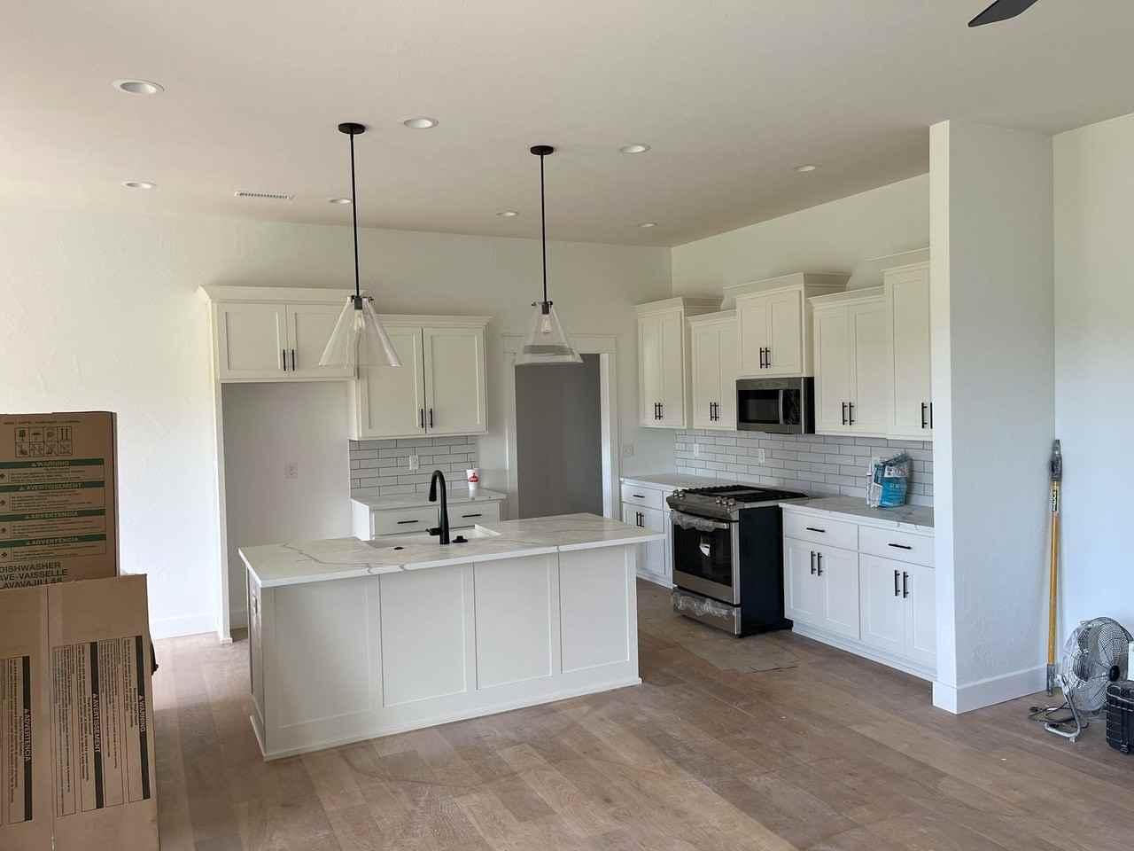 1281 W Sage Ct - Photo 3 of 17