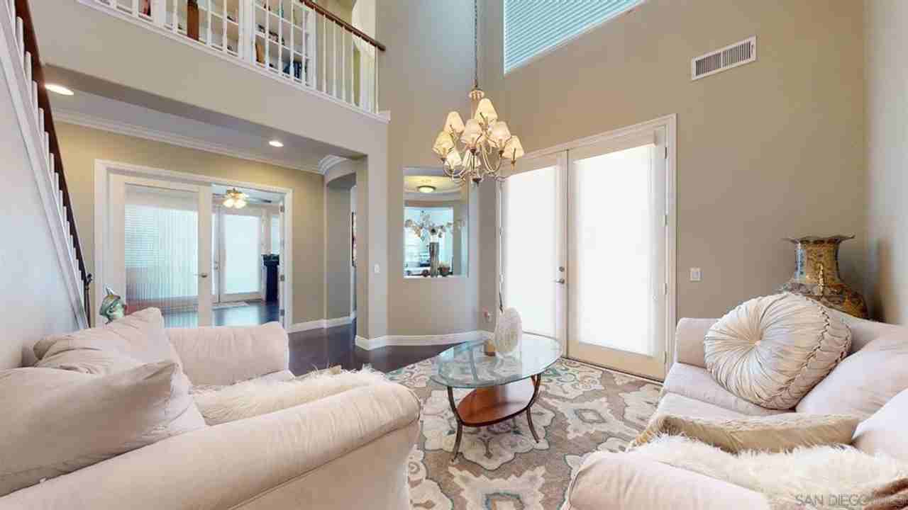 1026 White Alder Ave - Photo 3 of 27