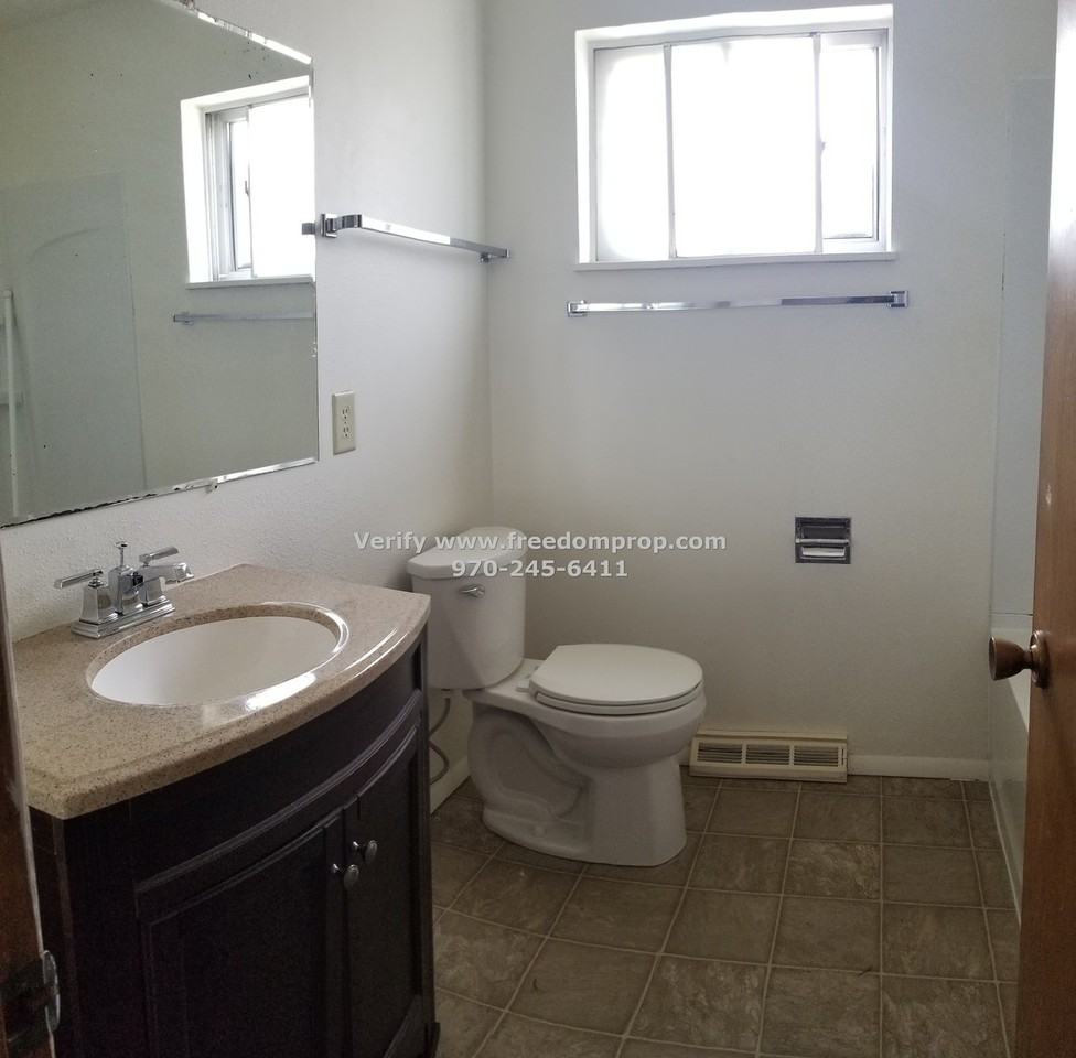 513 N 20th St - Photo 6 of 12