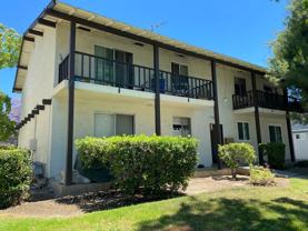 0239 - ROSS FOURPLEX - Photo 1 of 1