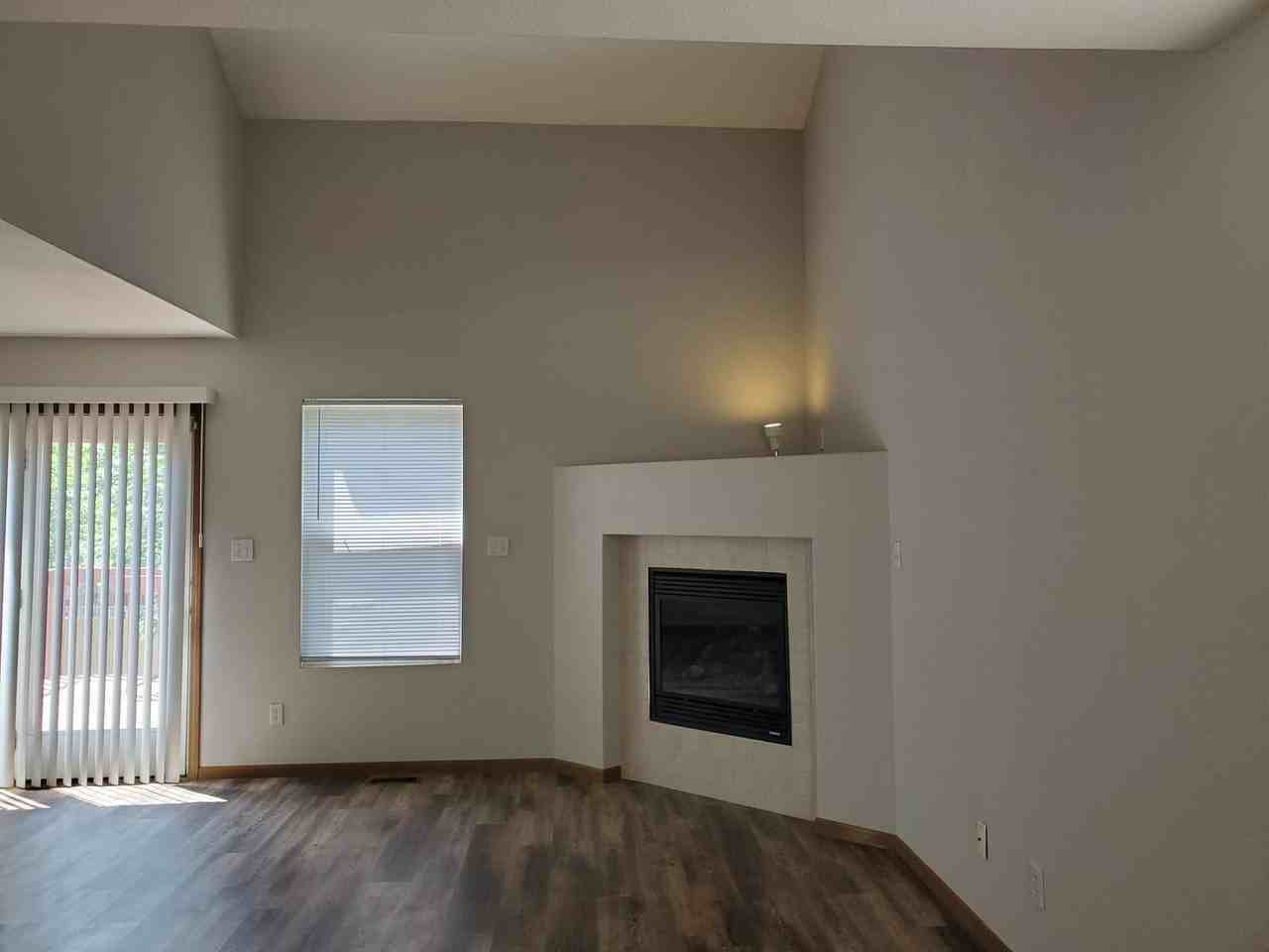 7319 Sw 23rd St - Photo 3 of 40